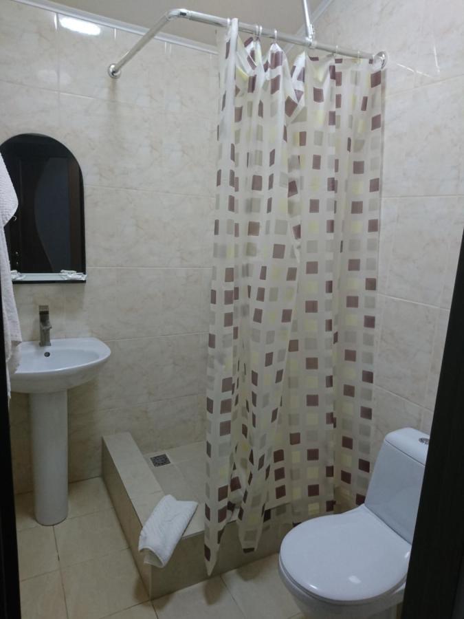 Hôtel Mishel Plus à Kharkiv Extérieur photo
